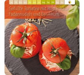 Gefüllte Tomaten mit Hüttenkäse, Fadennudeln & Basilikum