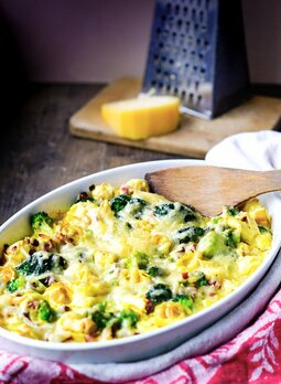 Broccoli-Tortellini-Auflauf