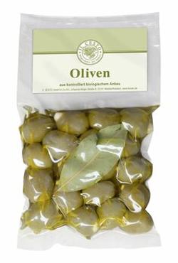 Grüne Oliven mit Mandel