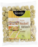 Frische Bärlauch-Nockerl aus ganzen, gekochten Kartoffeln 400 g