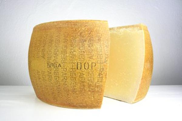 Produktfoto zu Parmigiano Reggiano DOP ca.150g